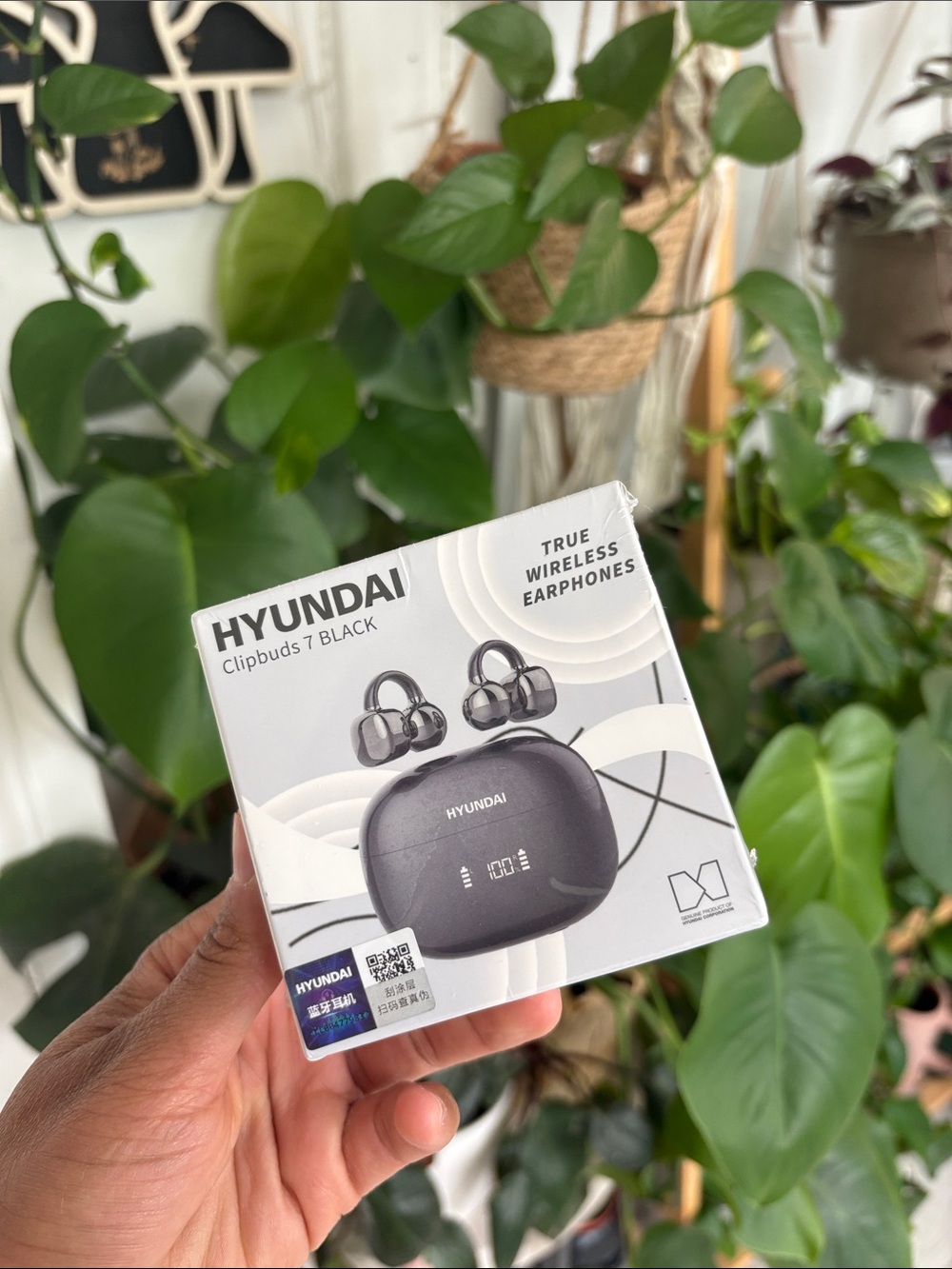 HYUNDAI True Wireless Earbuds - Glossy Black